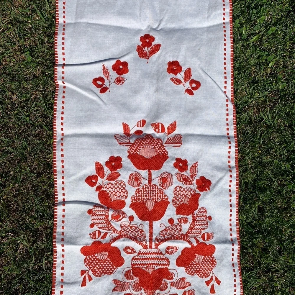 Table Runner